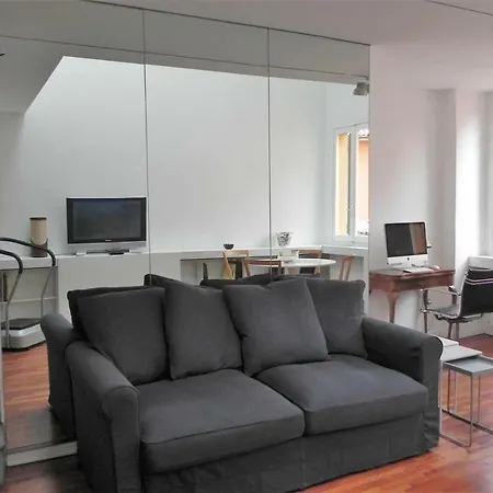 Apartment Collegio Di Spagna